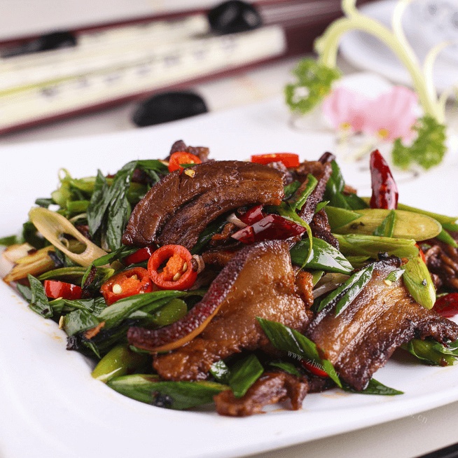 家常蒜苗炒肉