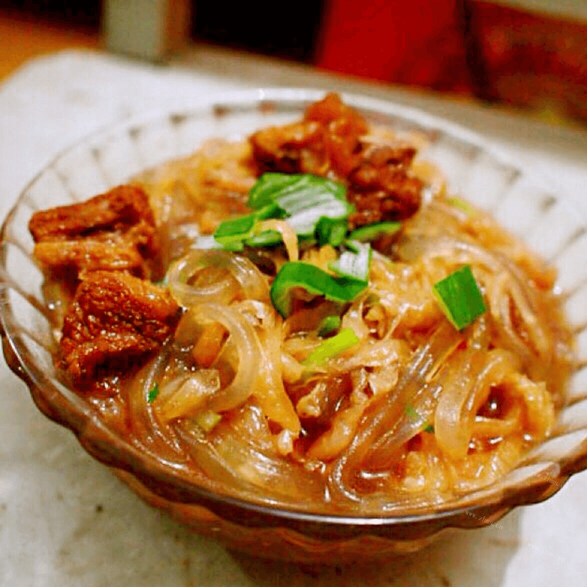 味道十足的酸菜炖粉条