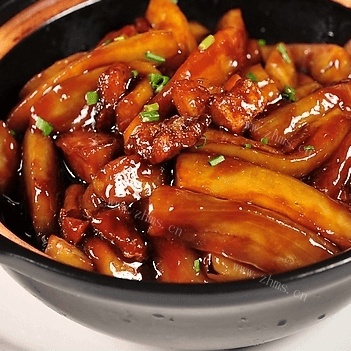美味的咸鱼茄子煲