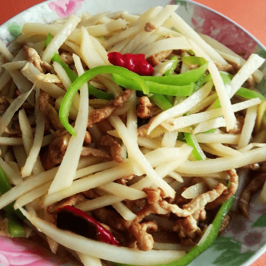 家常土豆丝炒肉