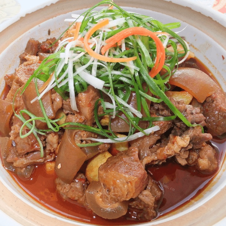 秘制土豆炖肉