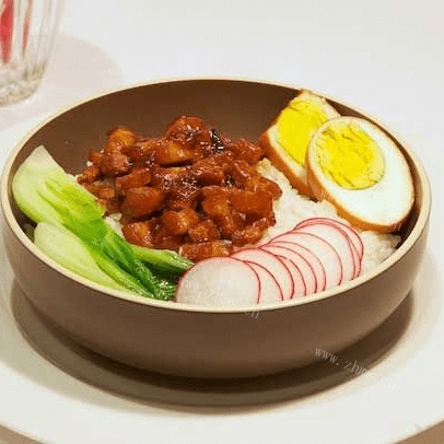 美味的台湾卤肉饭