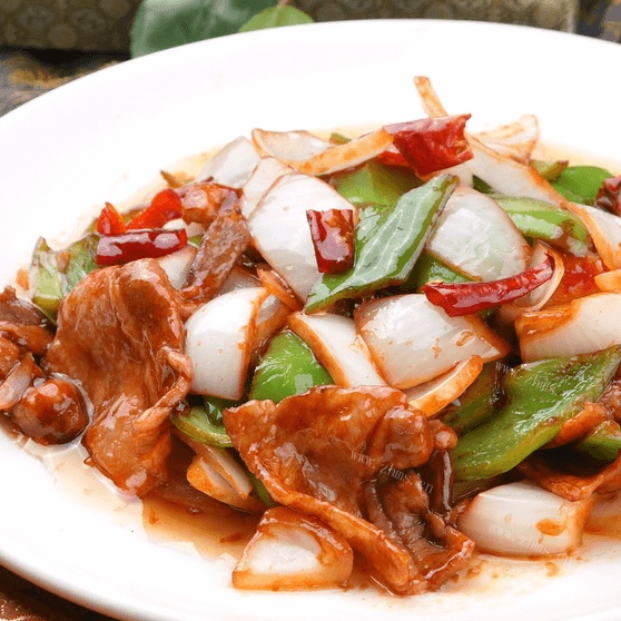 美味的洋葱炒肉
