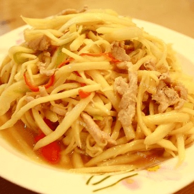 美味的茭白肉丝