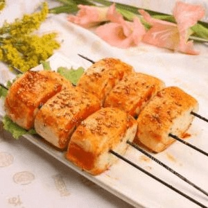 美味的烤馒头