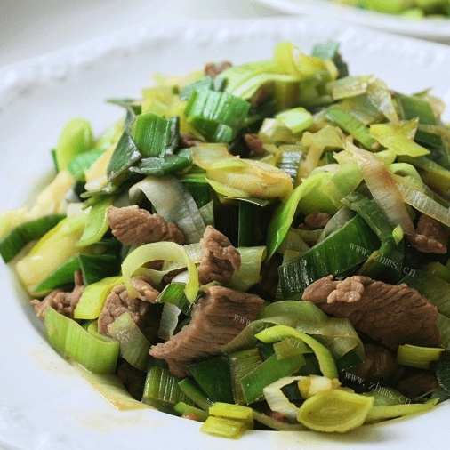 美味的大葱炒肉