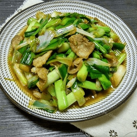 清淡的蒜苗炒肉