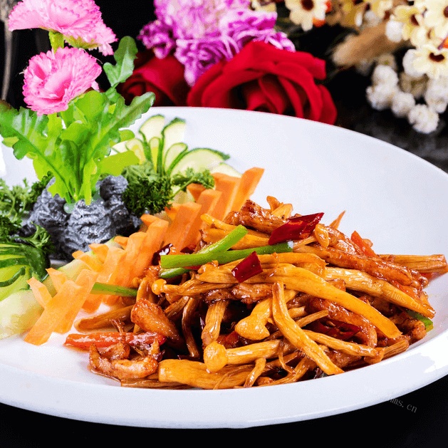 美味的杏鲍菇炒肉