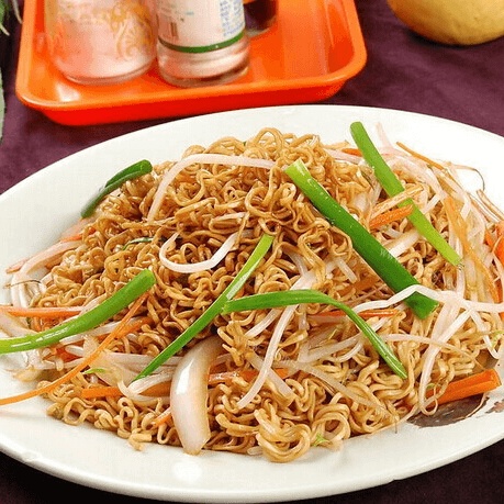 美味的肉丝炒面
