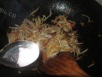 家常菜肉炒绿豆芽做法图解4)