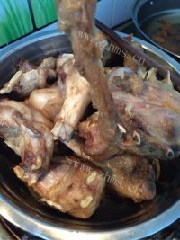 异域风情的新疆家常抓饭做法图解1)