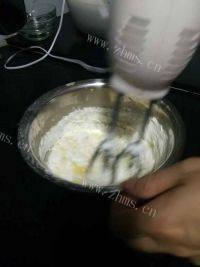 自制6寸戚风蛋糕做法图解9)