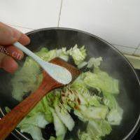 「经典菜」蚝油大白菜炖豆腐的做法图解六