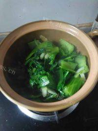 简易版-腊肉芥菜煲做法图解4)