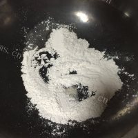 自制红豆冰皮月饼做法图解6)