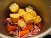 美味的霸王花汤做法图解2)