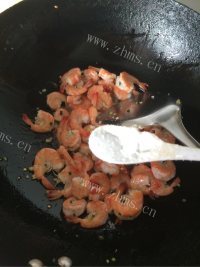 美味的椒盐基围虾做法图解6)