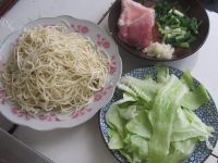 唇齿留香的肉丝面做法图解1)