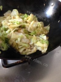 色香味浓的手撕包菜做法图解8)