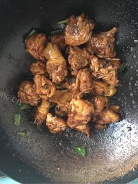 色香味俱全的黄焖鸡米饭做法图解6)