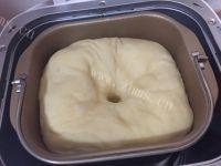 自己做的椰蓉面包做法图解4)