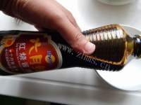 美味的红烧肋排做法图解2)