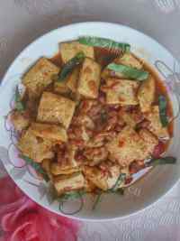 家常菜鱼香豆腐