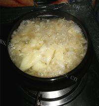 自己做的冰糖银耳炖雪梨做法图解8)