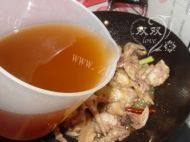 「美味可口」小鸡炖蘑菇做法图解9)