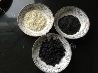 营养糯米芝麻黑豆浆做法图解1)