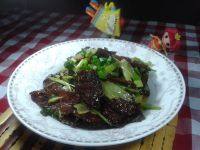 回味悠长的芹菜炒香肠