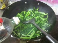 家常菜蒜香小油菜做法图解6)