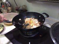 家常菜土豆片回锅肉做法图解3)