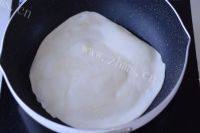 自制鸡蛋灌饼做法图解10)