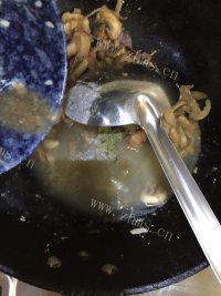 美味法式奶油蘑菇汤做法图解9)