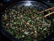 美味的猪肉白菜 韭菜饺子做法图解4)