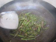 家常菜豆角丝炒肉