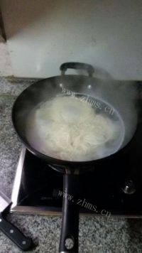 好吃不腻的青菜肉丝面做法图解2)