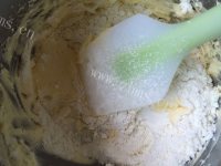 自制西瓜饼干做法图解5)