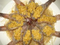 蒜蓉粉丝蒸大虾做法图解9)