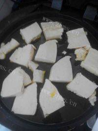 家常菜肉末烧豆腐做法图解1)
