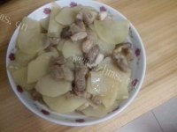 家常菜五花肉炒土豆