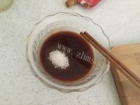 妈妈做的糖醋里脊做法图解4)