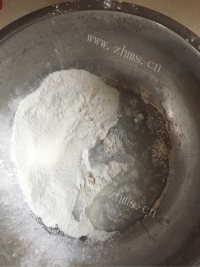 自制手撕面包做法图解1)
