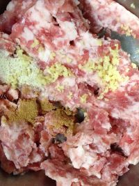 美味的骨汤冬瓜丸子煲做法图解13)