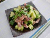 家常菜猪头肉拍黄瓜