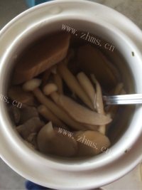 美味的菌菇蒸蛋做法图解1)