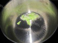 易做的紫菜蛋花汤做法图解3)