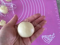 简单的鲜肉榨菜月饼做法图解5)