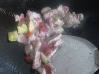 家常菜角瓜炒肉做法图解6)